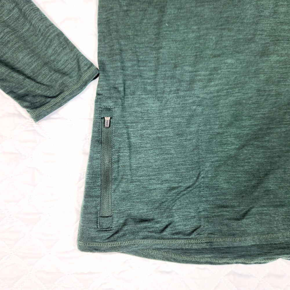 Vuori Ease Performance Half Zip Pullover - image 5